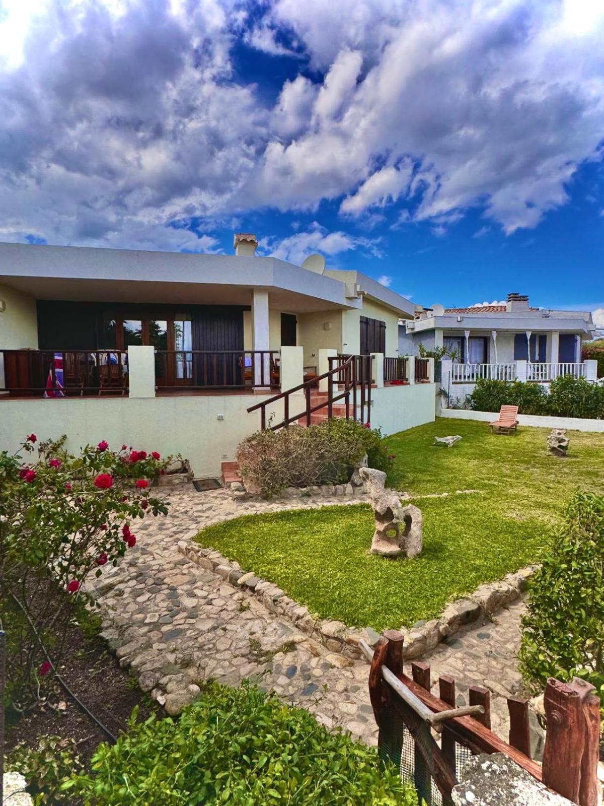 Sealine Villa With An Amazing View Of Tavolara Olbia Buitenkant foto